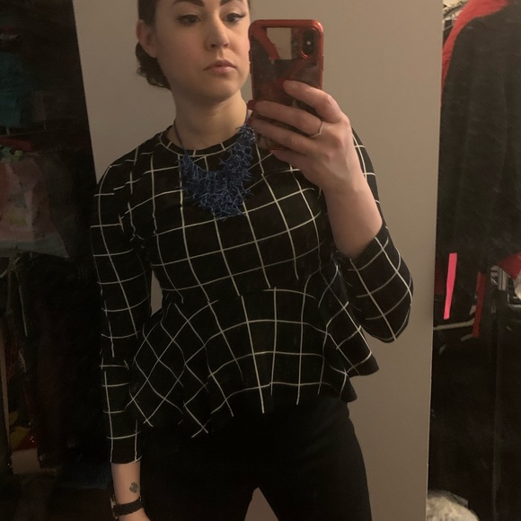 Meet your Posher, Lacie - Picture 4 of 12